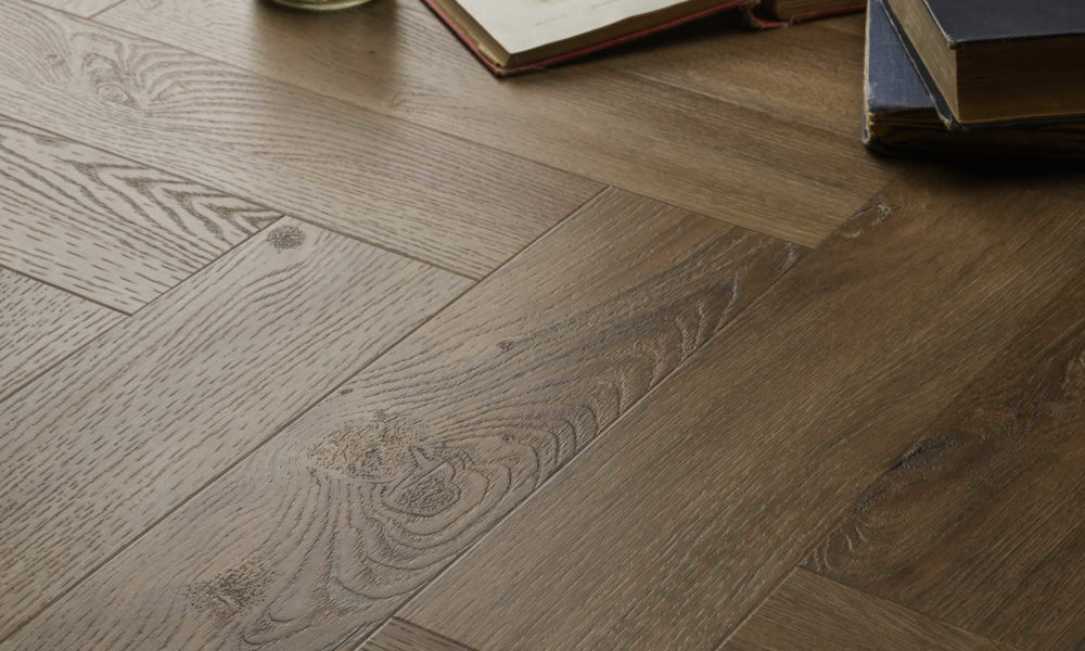 TH06 DISTRESSED OAK