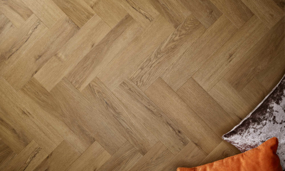 TH13 TRADITIONAL OAK